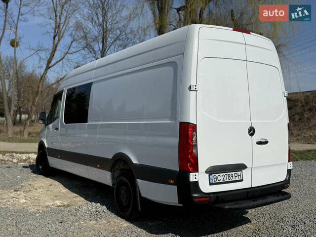 Белый Мерседес Sprinter, объемом двигателя 2.99 л и пробегом 490 тыс. км за 30000 $, фото 3 на Automoto.ua