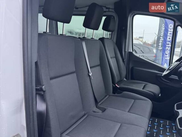 Белый Мерседес Sprinter, объемом двигателя 2.2 л и пробегом 314 тыс. км за 27900 $, фото 29 на Automoto.ua