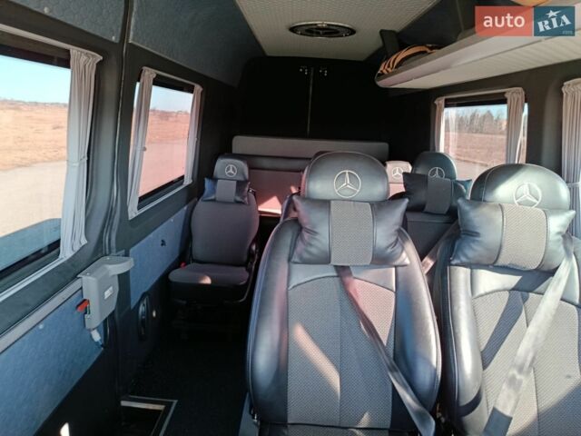 Белый Мерседес Sprinter, объемом двигателя 2.2 л и пробегом 555 тыс. км за 34500 $, фото 14 на Automoto.ua