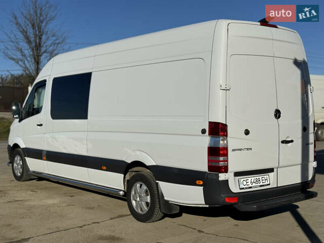 Белый Мерседес Sprinter, объемом двигателя 2.99 л и пробегом 420 тыс. км за 33500 $, фото 4 на Automoto.ua