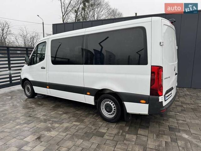 Белый Мерседес Sprinter, объемом двигателя 2.2 л и пробегом 325 тыс. км за 28900 $, фото 9 на Automoto.ua