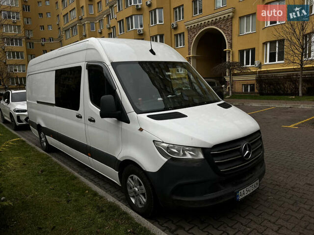Белый Мерседес Sprinter, объемом двигателя 2.14 л и пробегом 308 тыс. км за 29500 $, фото 1 на Automoto.ua