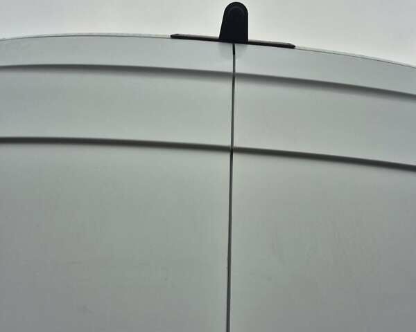 Белый Мерседес Sprinter, объемом двигателя 3 л и пробегом 490 тыс. км за 39000 $, фото 7 на Automoto.ua