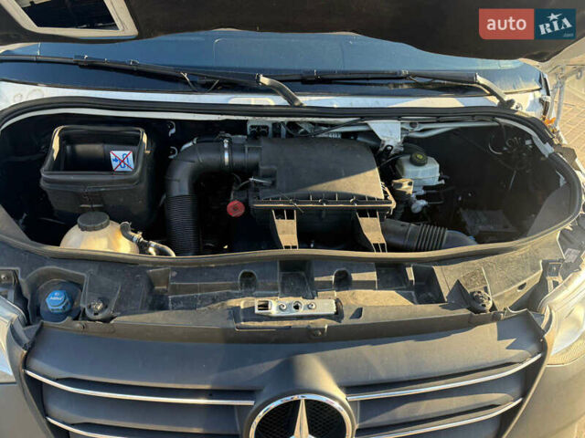 Білий Мерседес Sprinter, об'ємом двигуна 2.14 л та пробігом 460 тис. км за 26000 $, фото 7 на Automoto.ua