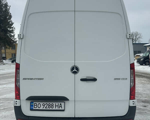 Білий Мерседес Sprinter, об'ємом двигуна 2.14 л та пробігом 276 тис. км за 45000 $, фото 5 на Automoto.ua