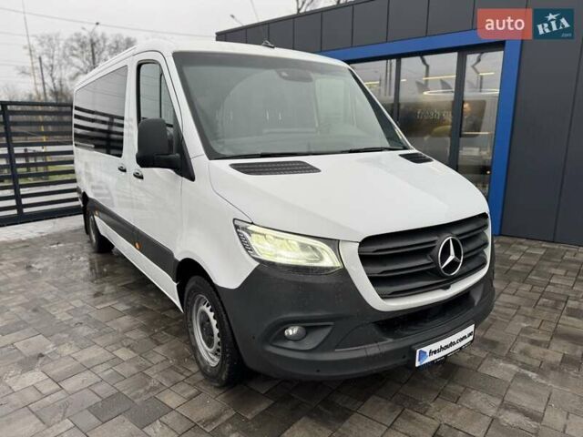 Белый Мерседес Sprinter, объемом двигателя 2.2 л и пробегом 325 тыс. км за 28900 $, фото 5 на Automoto.ua