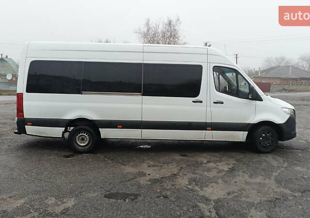 Білий Мерседес Sprinter, об'ємом двигуна 2.2 л та пробігом 460 тис. км за 27000 $, фото 2 на Automoto.ua