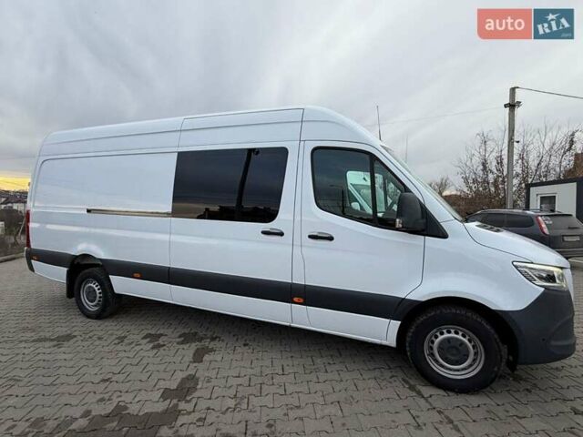 Білий Мерседес Sprinter, об'ємом двигуна 3 л та пробігом 348 тис. км за 44179 $, фото 3 на Automoto.ua