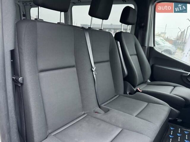 Белый Мерседес Sprinter, объемом двигателя 2.2 л и пробегом 325 тыс. км за 28900 $, фото 29 на Automoto.ua