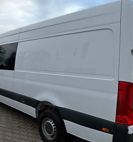Білий Мерседес Sprinter, об'ємом двигуна 3 л та пробігом 348 тис. км за 44179 $, фото 4 на Automoto.ua