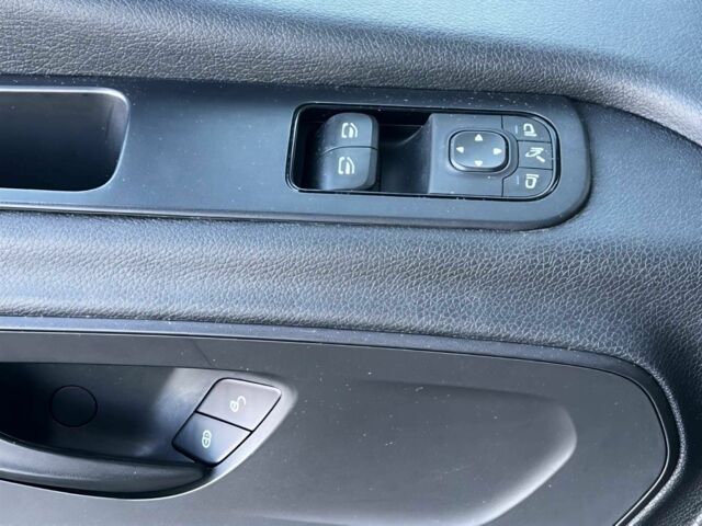 Білий Мерседес Sprinter, об'ємом двигуна 2.1 л та пробігом 326 тис. км за 36675 $, фото 22 на Automoto.ua