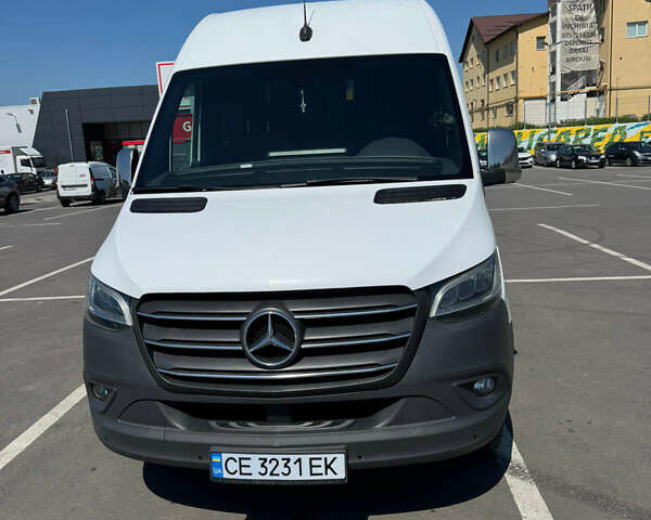 Білий Мерседес Sprinter, об'ємом двигуна 2.14 л та пробігом 420 тис. км за 40529 $, фото 2 на Automoto.ua