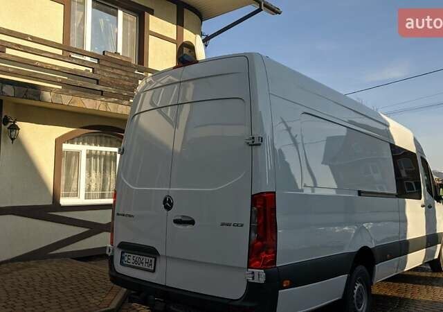 Белый Мерседес Sprinter, объемом двигателя 2.2 л и пробегом 547 тыс. км за 44125 $, фото 4 на Automoto.ua