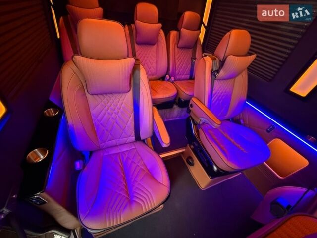 Белый Мерседес Sprinter, объемом двигателя 2.14 л и пробегом 250 тыс. км за 47799 $, фото 11 на Automoto.ua
