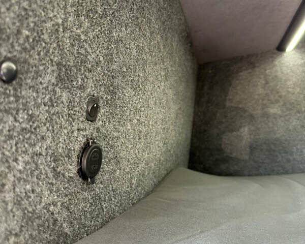 Білий Мерседес Sprinter, об'ємом двигуна 2.14 л та пробігом 420 тис. км за 40529 $, фото 13 на Automoto.ua