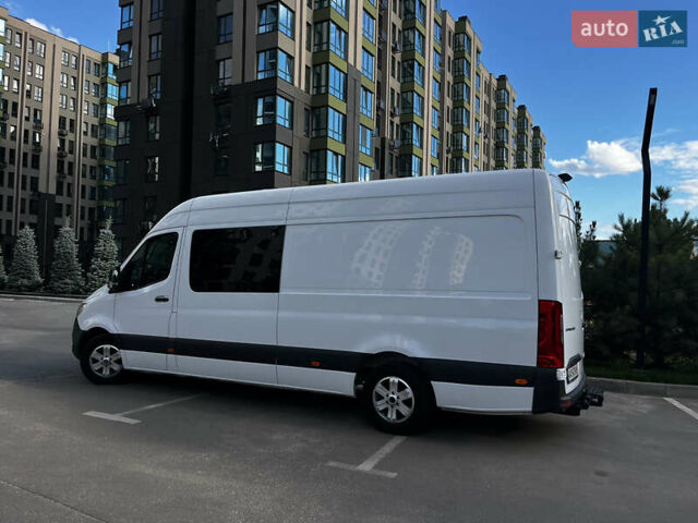 Белый Мерседес Sprinter, объемом двигателя 2.14 л и пробегом 307 тыс. км за 33900 $, фото 5 на Automoto.ua