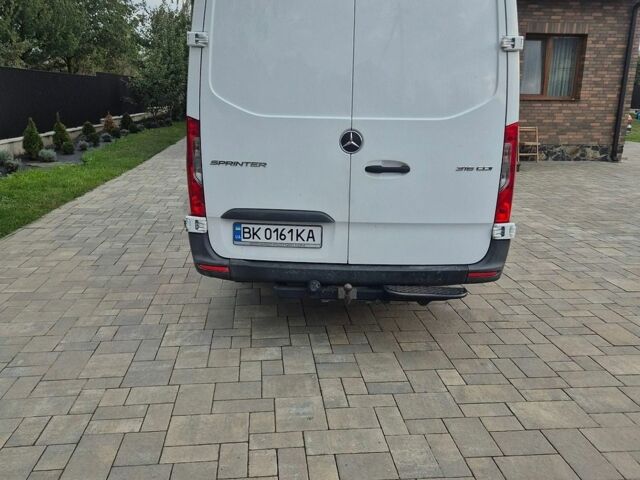 Белый Мерседес Sprinter, объемом двигателя 2.14 л и пробегом 202 тыс. км за 39500 $, фото 6 на Automoto.ua