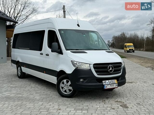 Белый Мерседес Sprinter, объемом двигателя 2.99 л и пробегом 486 тыс. км за 33200 $, фото 7 на Automoto.ua