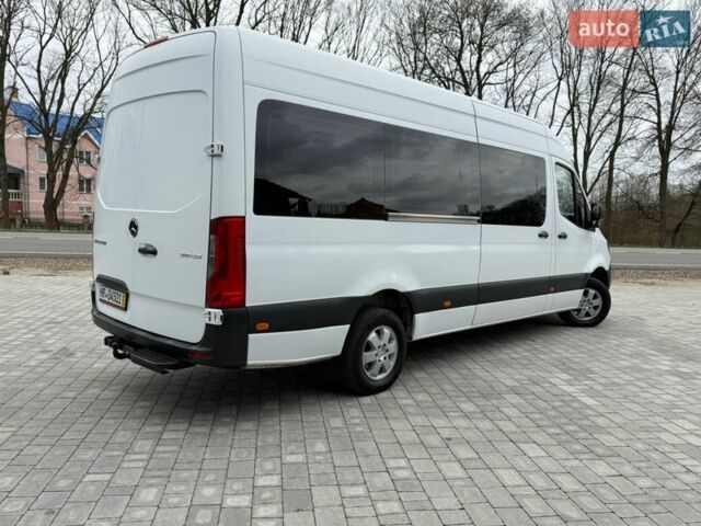 Белый Мерседес Sprinter, объемом двигателя 2.99 л и пробегом 486 тыс. км за 35999 $, фото 5 на Automoto.ua