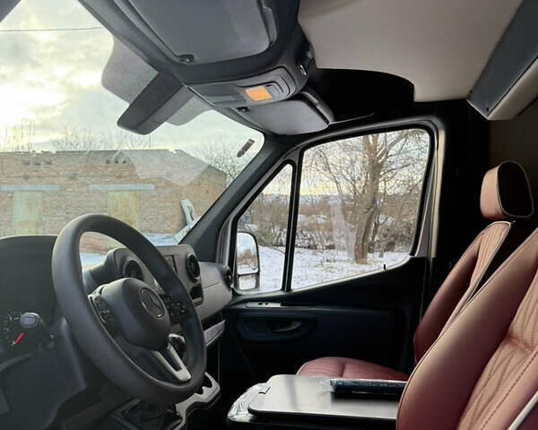 Белый Мерседес Sprinter, объемом двигателя 2 л и пробегом 201 тыс. км за 42900 $, фото 7 на Automoto.ua