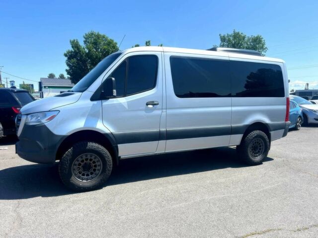 Белый Мерседес Sprinter, объемом двигателя 3 л и пробегом 34 тыс. км за 10900 $, фото 3 на Automoto.ua
