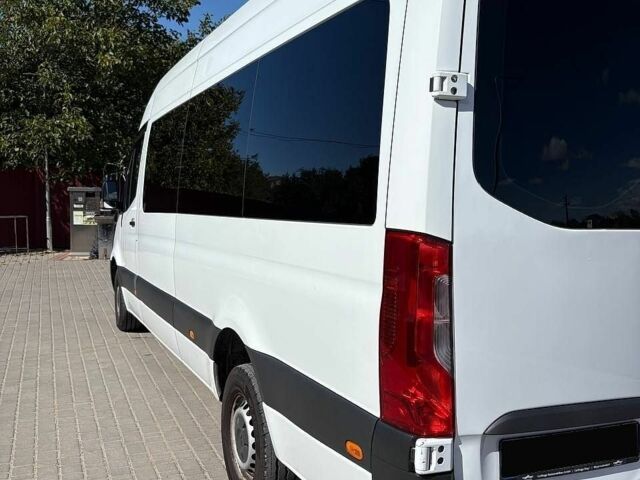 Белый Мерседес Sprinter, объемом двигателя 2.99 л и пробегом 508 тыс. км за 36500 $, фото 4 на Automoto.ua