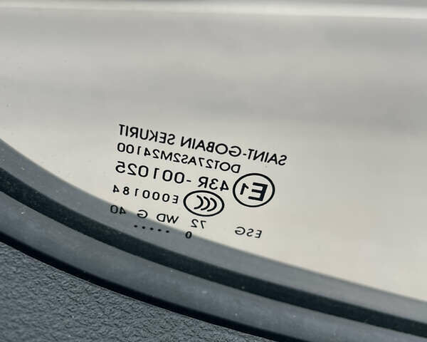 Білий Мерседес Sprinter, об'ємом двигуна 2.14 л та пробігом 317 тис. км за 58500 $, фото 18 на Automoto.ua