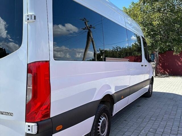 Белый Мерседес Sprinter, объемом двигателя 2.99 л и пробегом 508 тыс. км за 36500 $, фото 3 на Automoto.ua