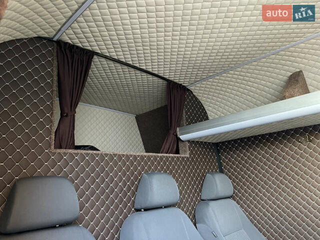 Белый Мерседес Sprinter, объемом двигателя 1.9 л и пробегом 470 тыс. км за 28700 $, фото 6 на Automoto.ua