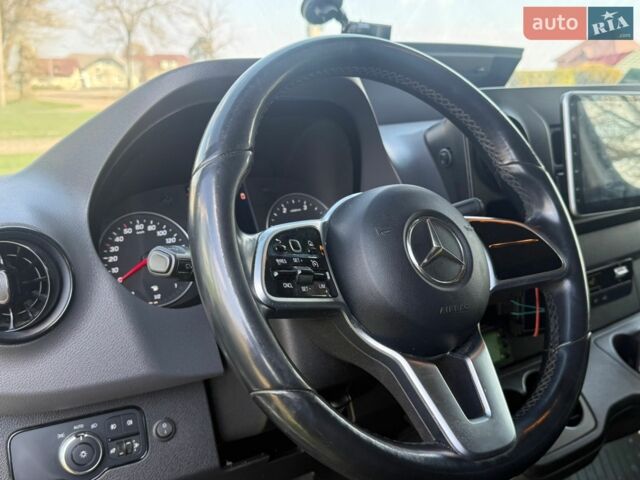 Белый Мерседес Sprinter, объемом двигателя 2.99 л и пробегом 301 тыс. км за 45500 $, фото 7 на Automoto.ua