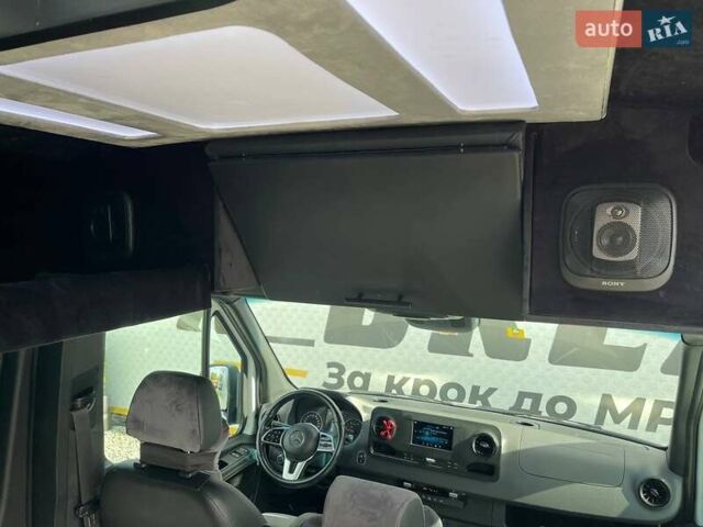 Белый Мерседес Sprinter, объемом двигателя 2.14 л и пробегом 540 тыс. км за 42232 $, фото 6 на Automoto.ua