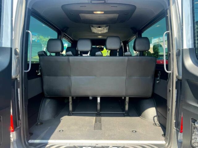Белый Мерседес Sprinter, объемом двигателя 3 л и пробегом 34 тыс. км за 10900 $, фото 9 на Automoto.ua