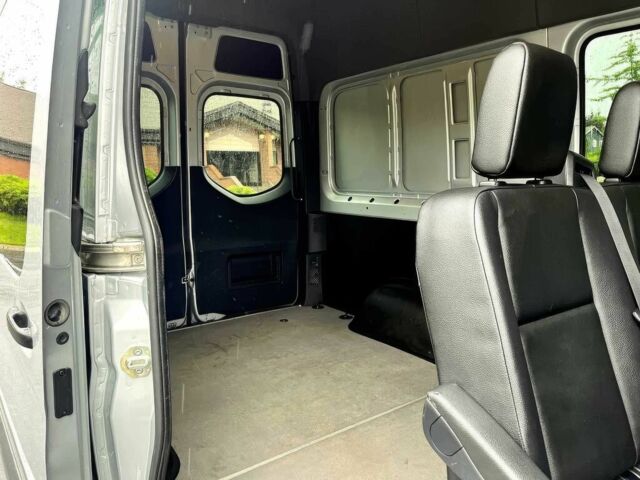 Белый Мерседес Sprinter, объемом двигателя 3 л и пробегом 37 тыс. км за 34000 $, фото 15 на Automoto.ua