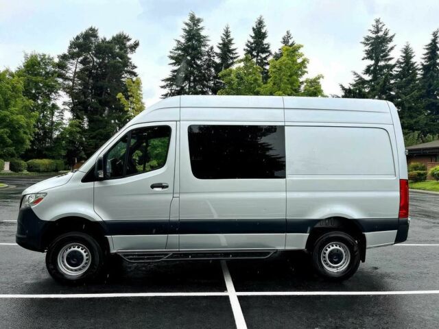 Белый Мерседес Sprinter, объемом двигателя 3 л и пробегом 37 тыс. км за 34000 $, фото 3 на Automoto.ua