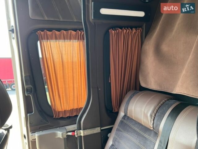 Белый Мерседес Sprinter, объемом двигателя 2.99 л и пробегом 489 тыс. км за 57500 $, фото 32 на Automoto.ua