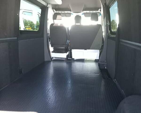 Белый Мерседес Sprinter, объемом двигателя 0 л и пробегом 329 тыс. км за 31000 $, фото 9 на Automoto.ua