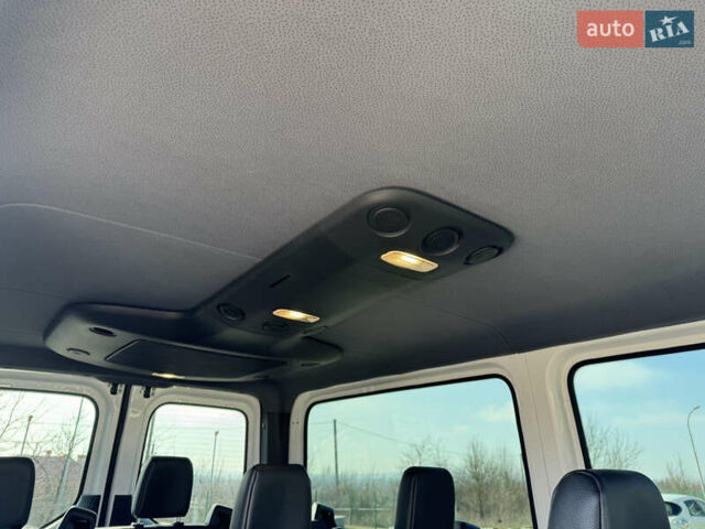 Белый Мерседес Sprinter, объемом двигателя 1.95 л и пробегом 420 тыс. км за 37500 $, фото 15 на Automoto.ua