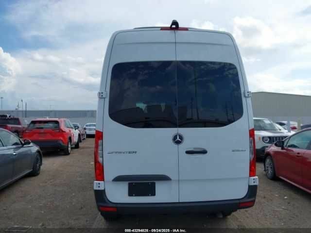 Белый Мерседес Sprinter, объемом двигателя 2 л и пробегом 10 тыс. км за 30300 $, фото 14 на Automoto.ua