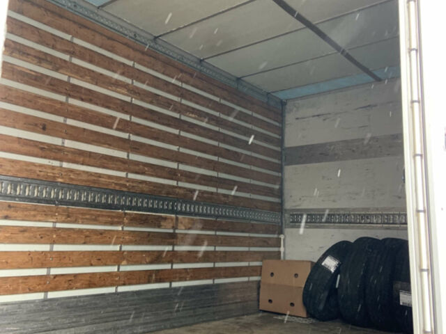 Білий Мерседес Sprinter, об'ємом двигуна 3.2 л та пробігом 342 тис. км за 25500 $, фото 9 на Automoto.ua