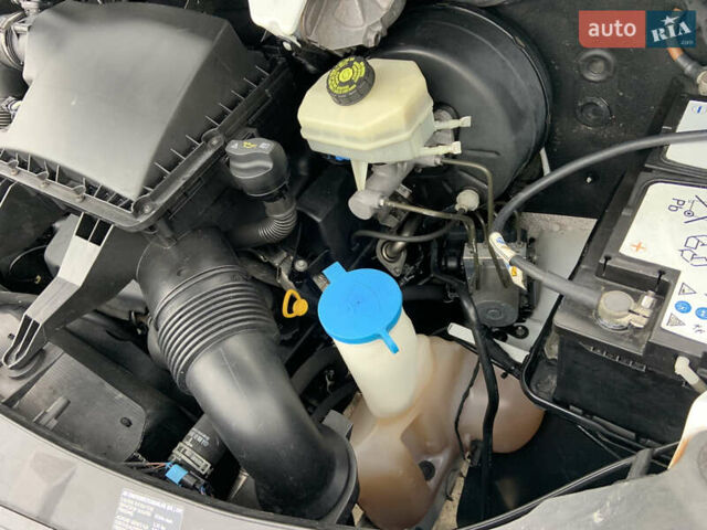 Білий Мерседес Sprinter, об'ємом двигуна 2.1 л та пробігом 342 тис. км за 22900 $, фото 7 на Automoto.ua