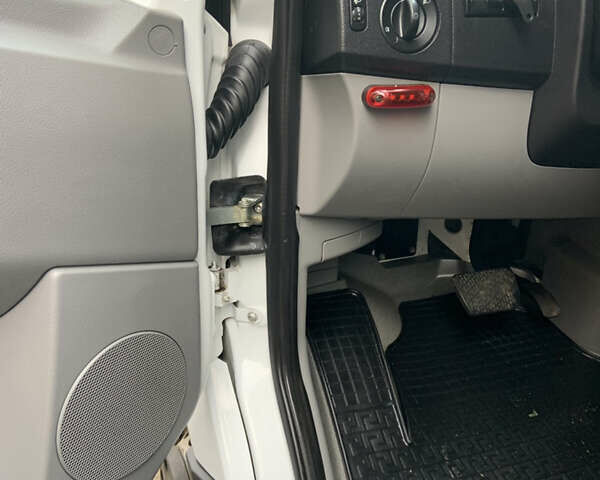Білий Мерседес Sprinter, об'ємом двигуна 2.1 л та пробігом 342 тис. км за 22900 $, фото 11 на Automoto.ua