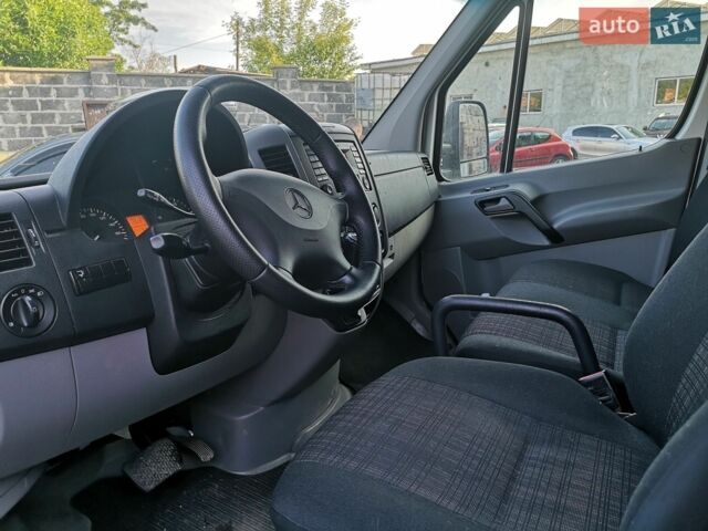 Білий Мерседес Sprinter, об'ємом двигуна 2.2 л та пробігом 257 тис. км за 23500 $, фото 9 на Automoto.ua