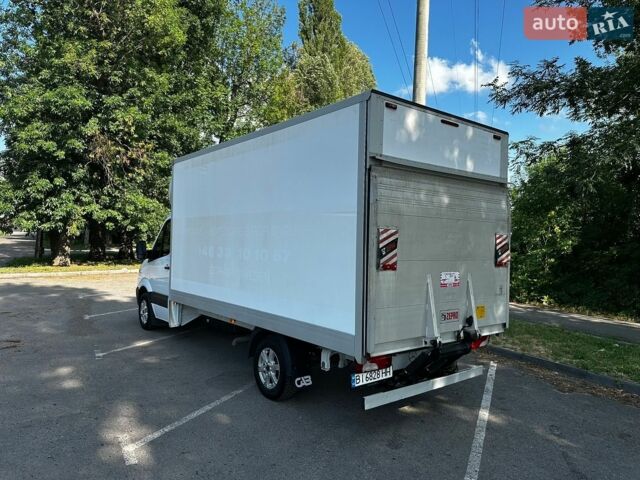 Білий Мерседес Sprinter, об'ємом двигуна 2.14 л та пробігом 389 тис. км за 22000 $, фото 3 на Automoto.ua