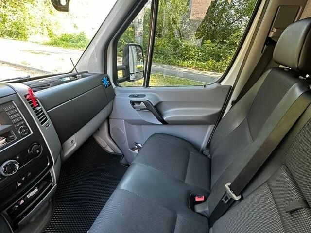 Білий Мерседес Sprinter, об'ємом двигуна 2.14 л та пробігом 389 тис. км за 22000 $, фото 25 на Automoto.ua