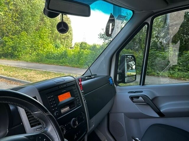 Білий Мерседес Sprinter, об'ємом двигуна 2.14 л та пробігом 389 тис. км за 22000 $, фото 28 на Automoto.ua