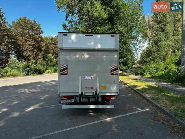 Білий Мерседес Sprinter, об'ємом двигуна 2.14 л та пробігом 389 тис. км за 22000 $, фото 4 на Automoto.ua