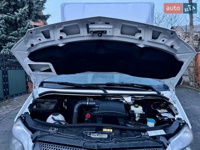 Білий Мерседес Sprinter, об'ємом двигуна 2.2 л та пробігом 207 тис. км за 27199 $, фото 35 на Automoto.ua