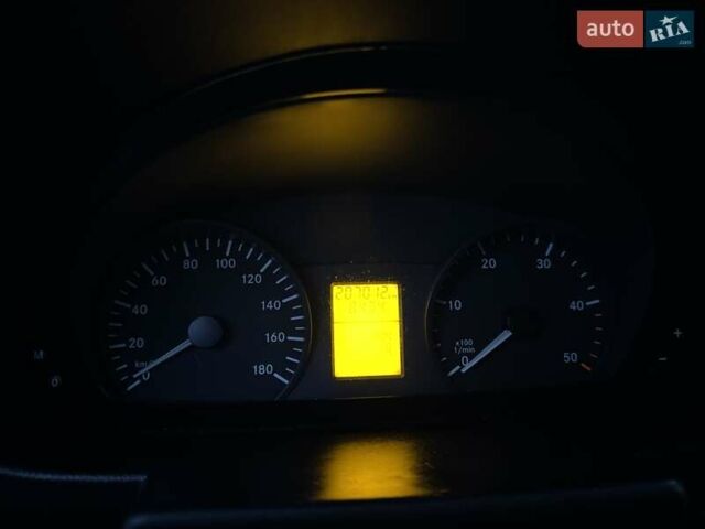 Білий Мерседес Sprinter, об'ємом двигуна 2.2 л та пробігом 207 тис. км за 27199 $, фото 21 на Automoto.ua