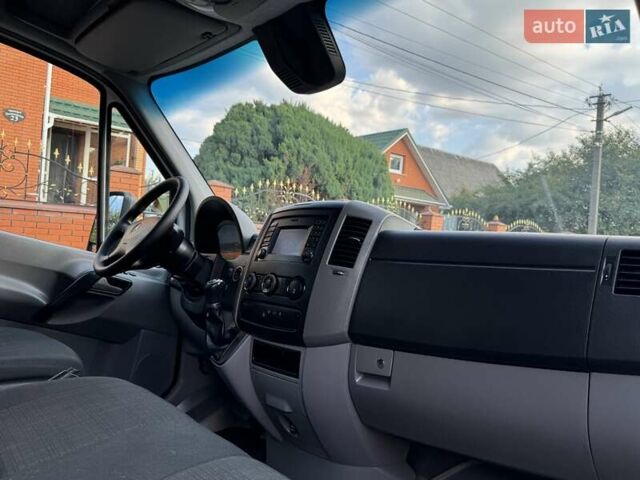 Белый Мерседес Sprinter, объемом двигателя 2.2 л и пробегом 225 тыс. км за 27399 $, фото 31 на Automoto.ua
