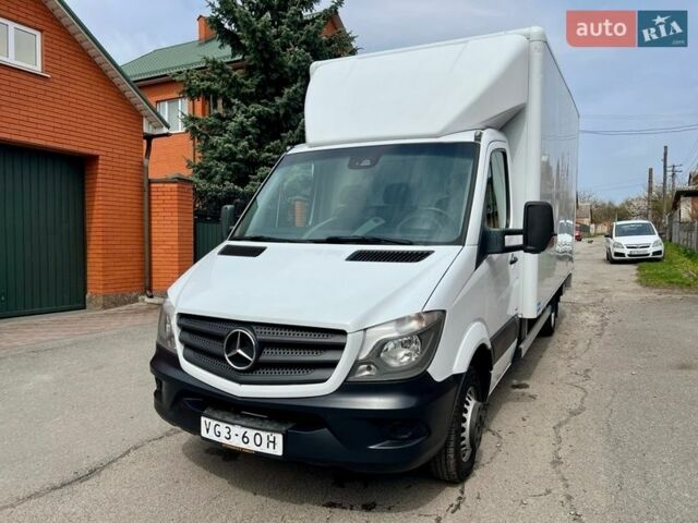 Белый Мерседес Sprinter, объемом двигателя 2.2 л и пробегом 207 тыс. км за 26999 $, фото 2 на Automoto.ua
